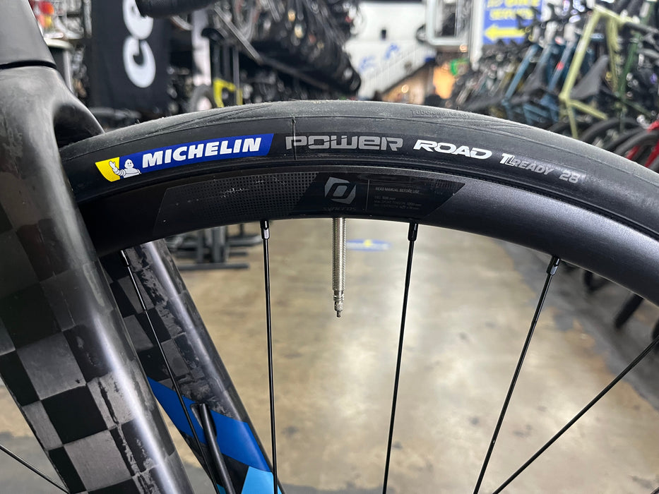 Felt AR FRD Ultimate SRAM Force D1 eTap AXS 12 speed w/Syncros RP2.0 wheels