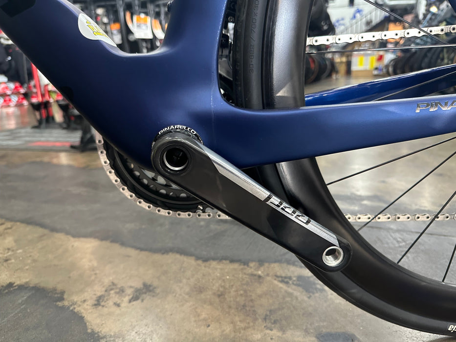 Pinarello Dogma F Disc SRAM Red eTap AXS - Enve Foundation 45