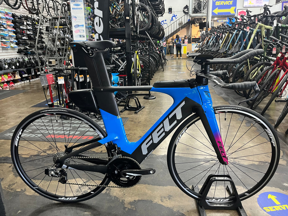 Felt IA 2 SRAM Red eTap 11 Speed - Carbon/Blue