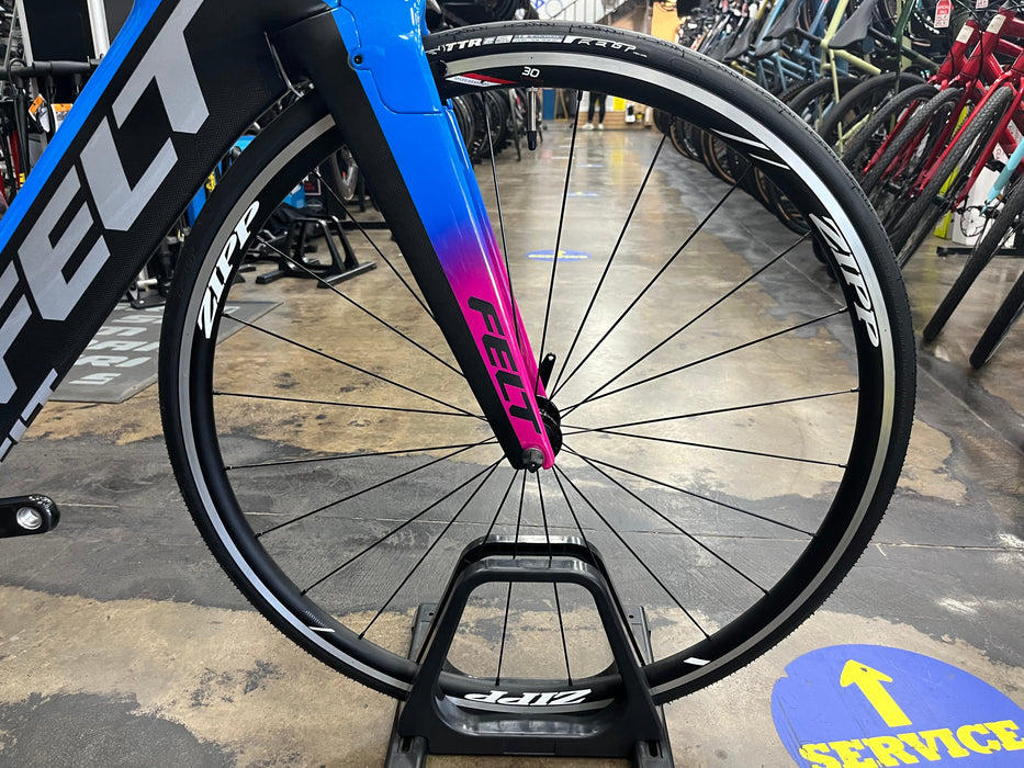 Felt IA 2 SRAM Red eTap 11 Speed - Carbon/Blue