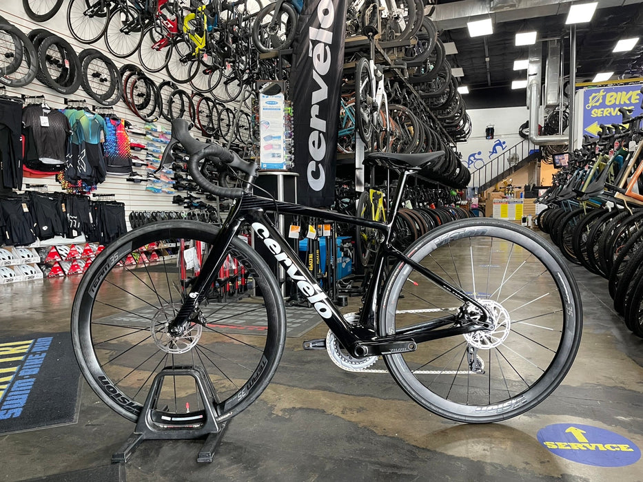 Cervelo Caledonia Disc SRAM Rival eTap AXS 12 Speed - 2024