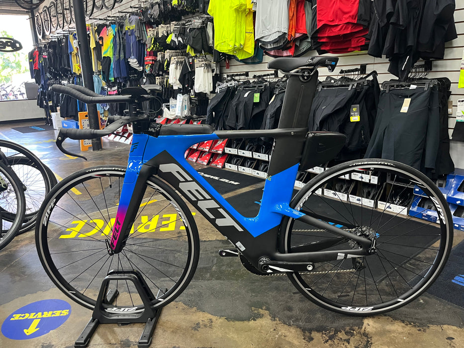 Felt IA 2 SRAM Red eTap 11 Speed - Carbon/Blue