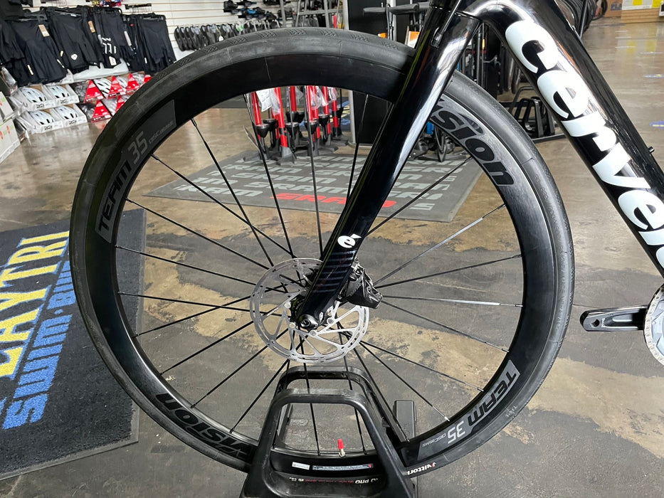 Cervelo Caledonia Disc SRAM Rival eTap AXS 12 Speed - 2024