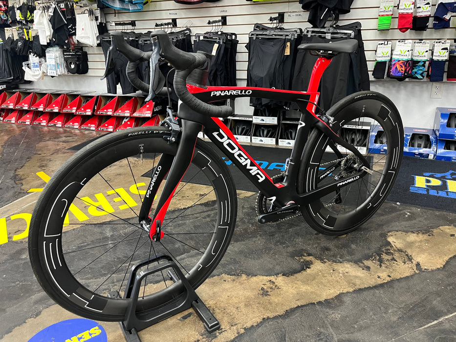 Pinarello Dogma F12 Rim Shimano Ultegra Di2 11 Speed w/HED Jet 6/9 Wheels - 2021
