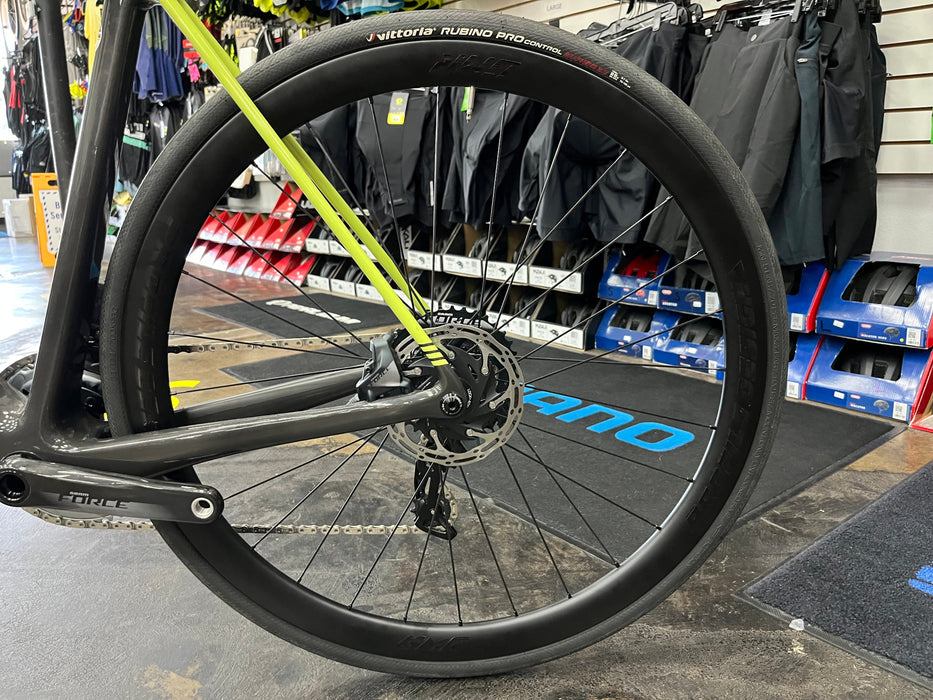 Cervelo R5 Limited Edition Paris Green SRAM Force eTap AXS D1 w/Profile Design GMR 38 Wheels