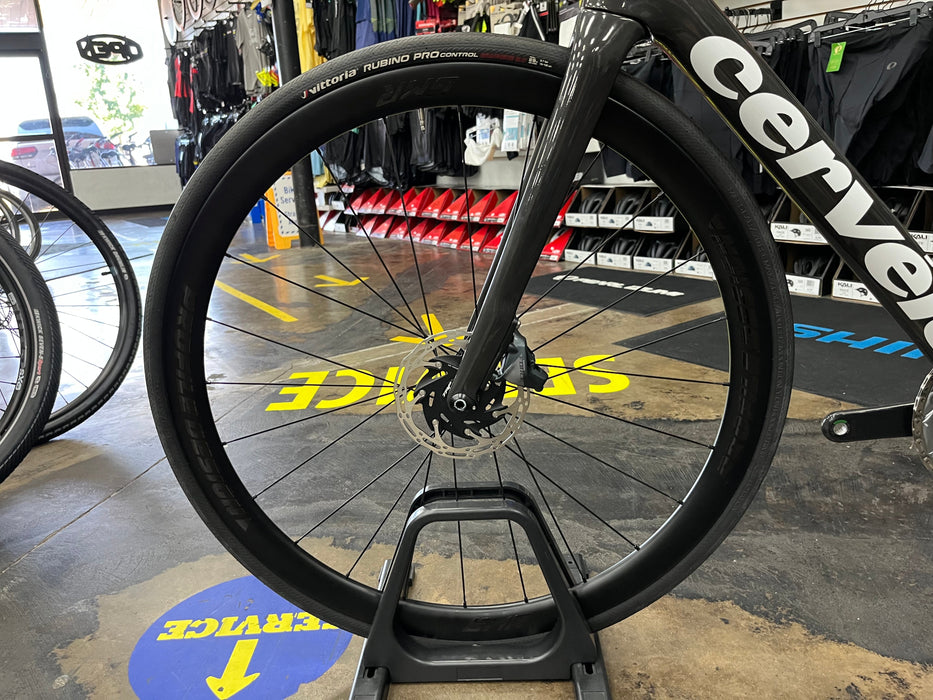 Cervelo R5 Limited Edition Paris Green SRAM Force eTap AXS D1 w/Profile Design GMR 38 Wheels