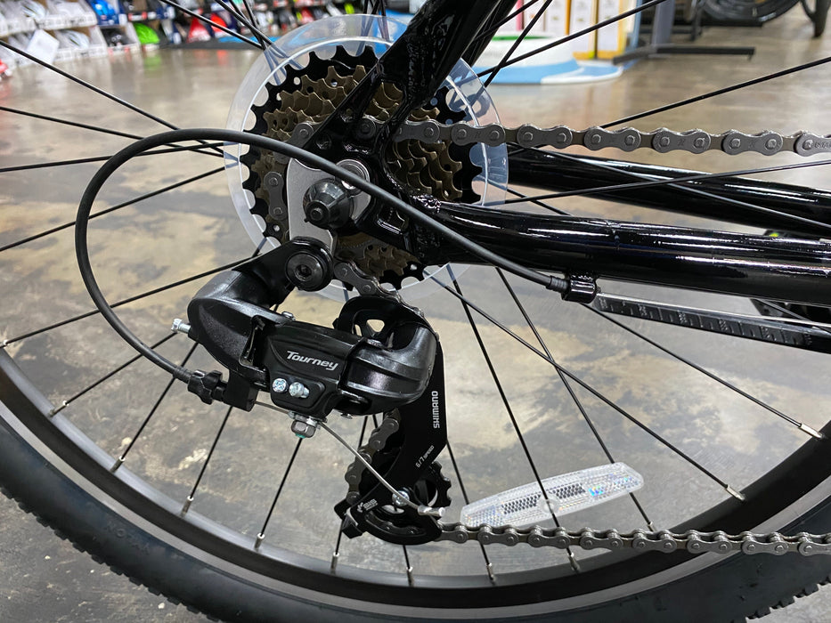 Batch The Lifestyle Bicycle Shimano Tourney - Demo