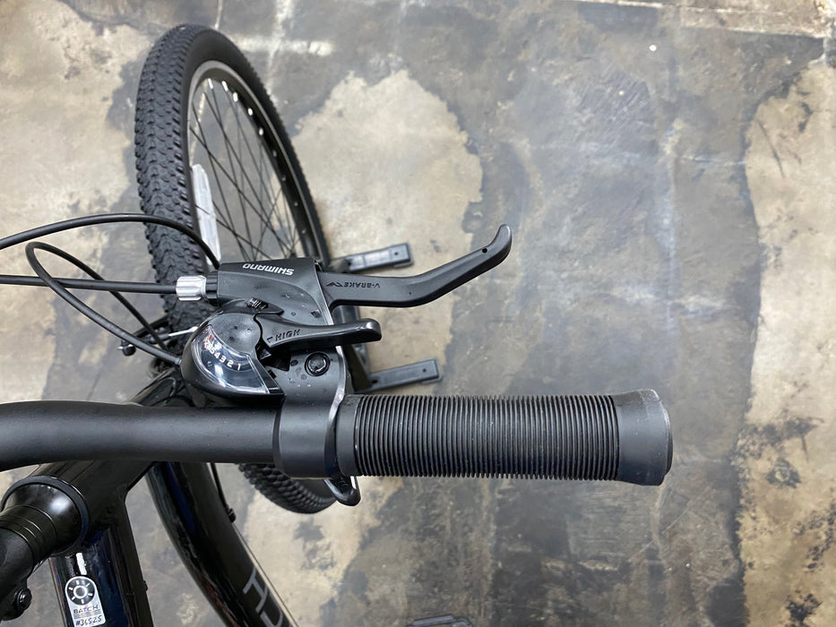 Batch The Lifestyle Bicycle Shimano Tourney - Demo