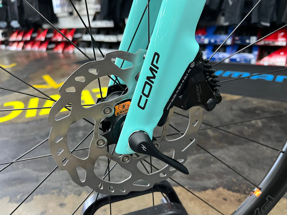 Bianchi Specialissima Comp Shimano 105 Di2 - 2025