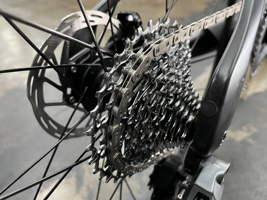 Felt IA FRD 2.0 SRAM Rival eTap AXS ZIPP 404 Firecrest Wheels - 2025