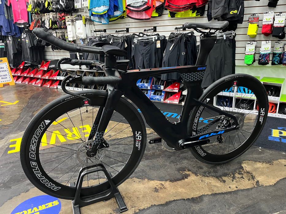 Fuji Norcom Straight 2.1 SRAM Rival eTap AXS w/Profile Design 58 TwentyFour Wheels