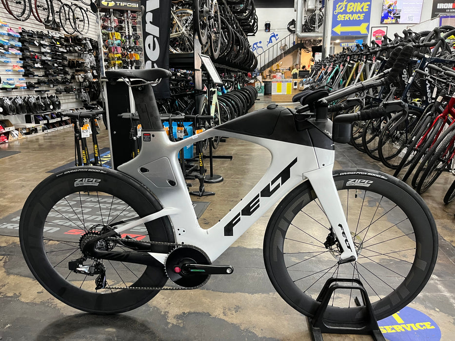 Felt IA FRD 2.0 SRAM Force D2 eTap AXS 1X Powermeter ZIPP 404/808 Firecrest Wheels
