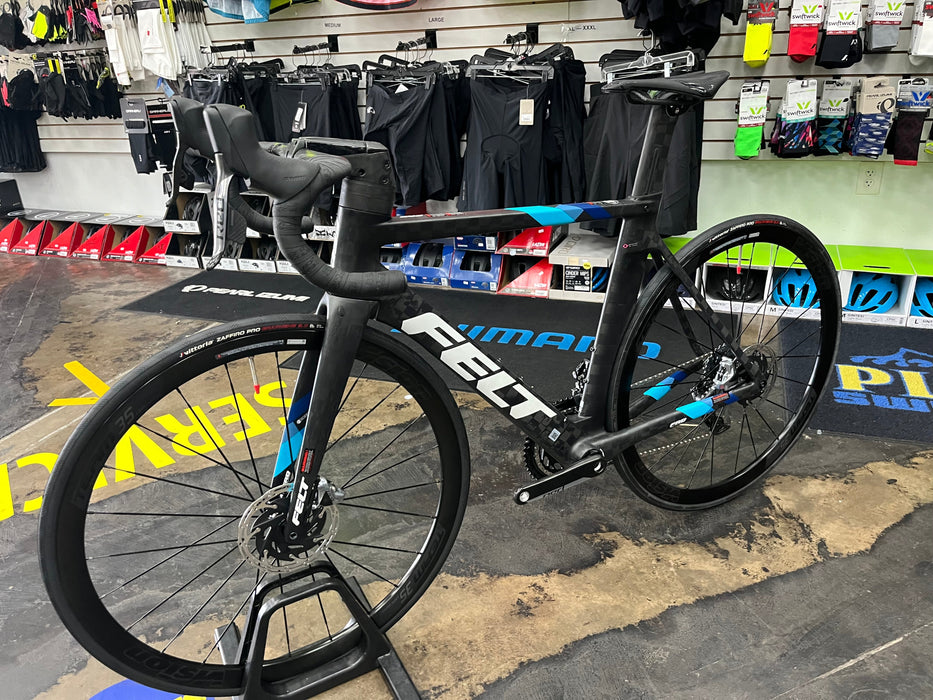 Felt AR FRD Ultimate SRAM Red eTap AXS 12 speed with Vision Team 35 alloy wheels