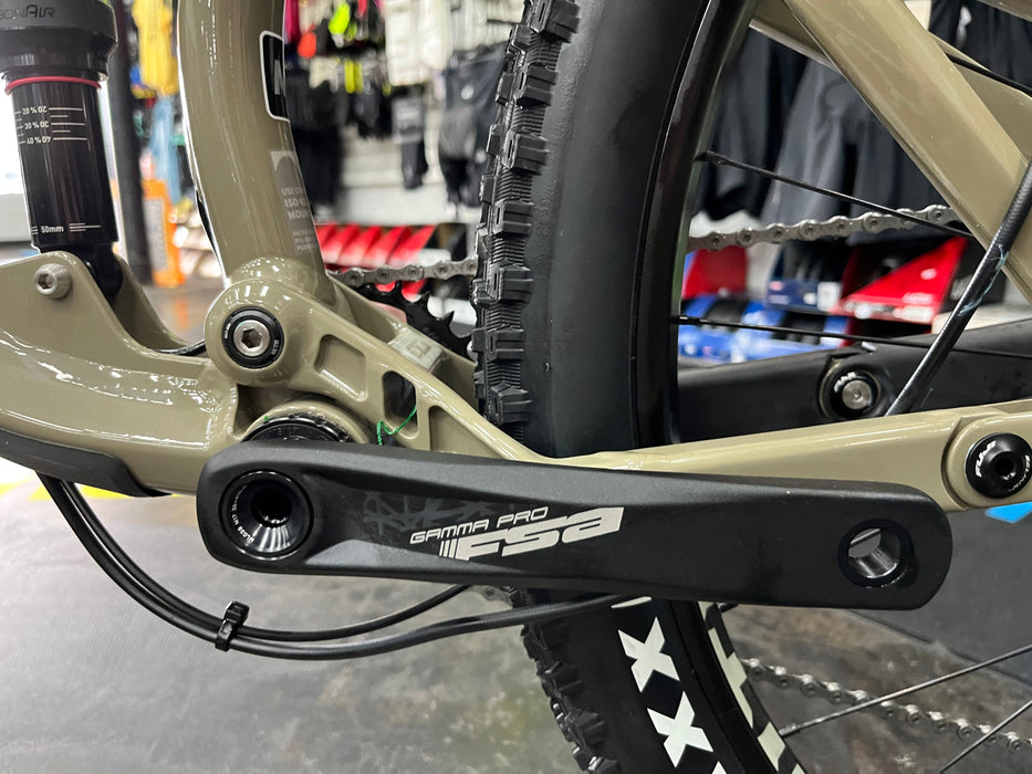 Fuji Rakan 29 1.5 - Clay/Gray