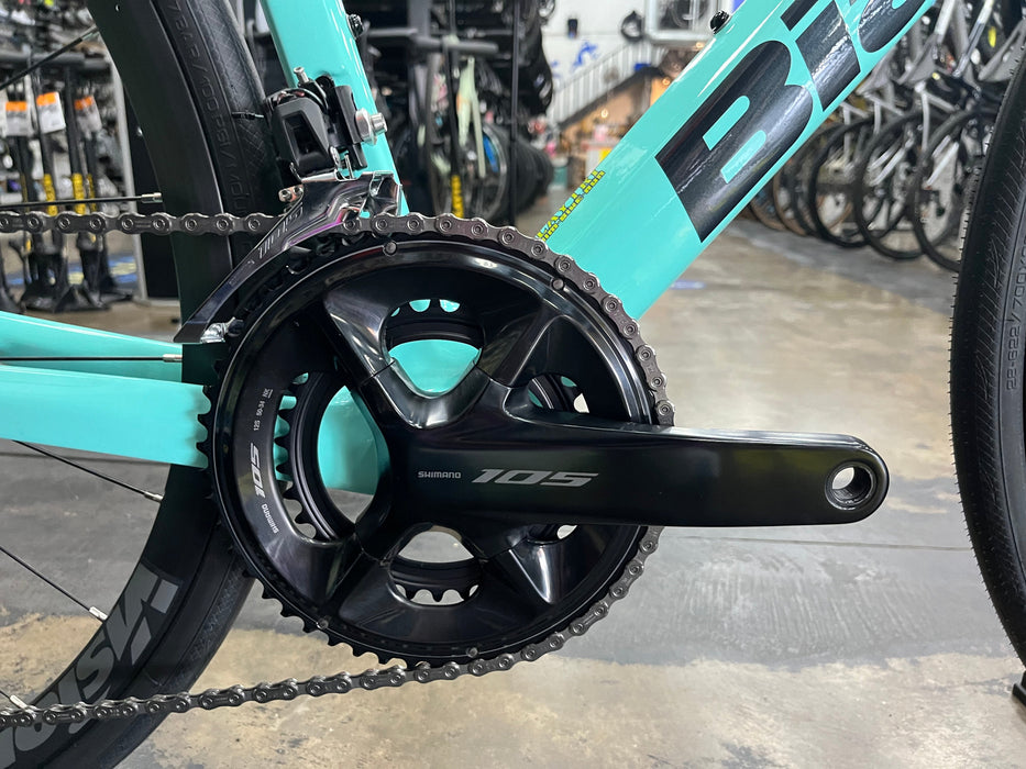 Bianchi Sprint Shimano 105 12-Speed - 2025