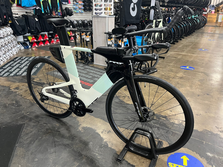 Felt IAX Advanced Shimano 105 12-Speed - Sage White 2025