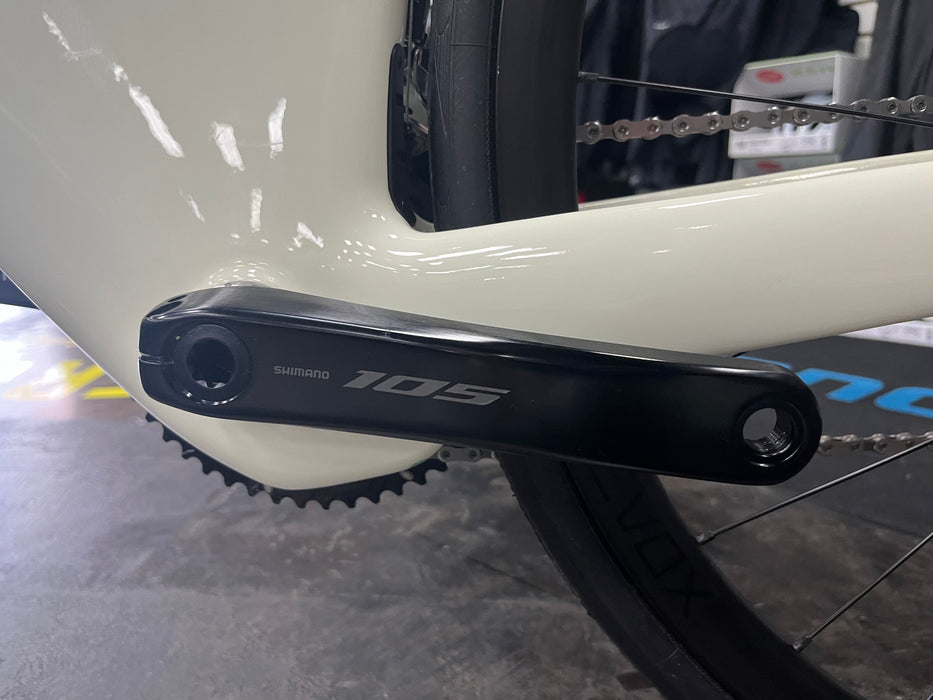 Felt IAX Advanced Shimano 105 12-Speed - Sage White 2025