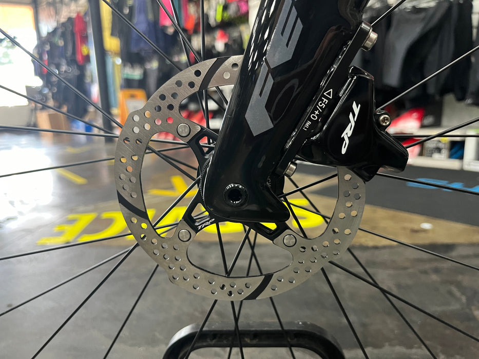 Felt IAX Advanced Shimano 105 12-Speed - Sage White 2025