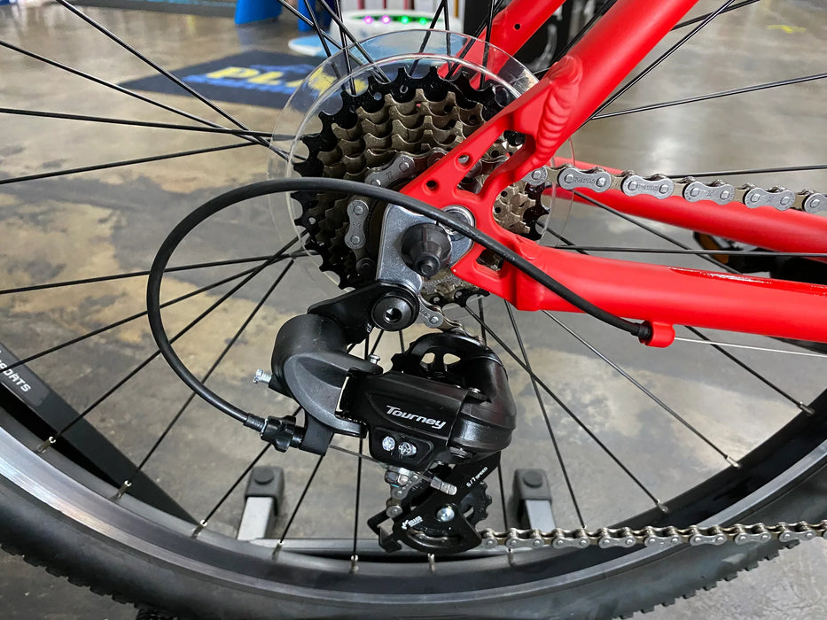 Batch The Lifestyle Bicycle Shimano Tourney - Demo