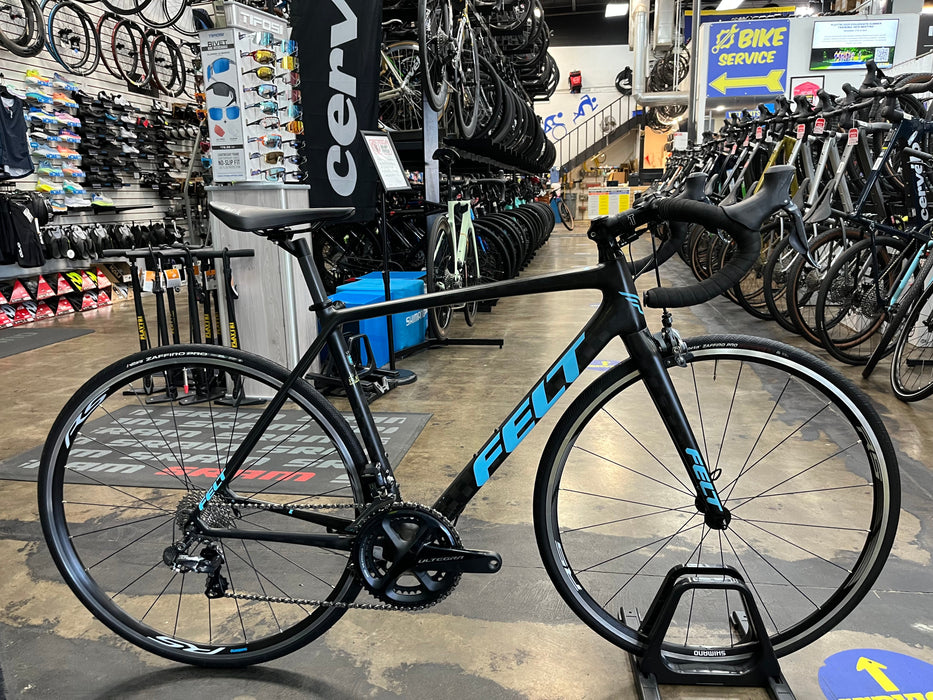 Felt FR2 Shimano Ultegra Di2 11 speed Rim Brake DEMO