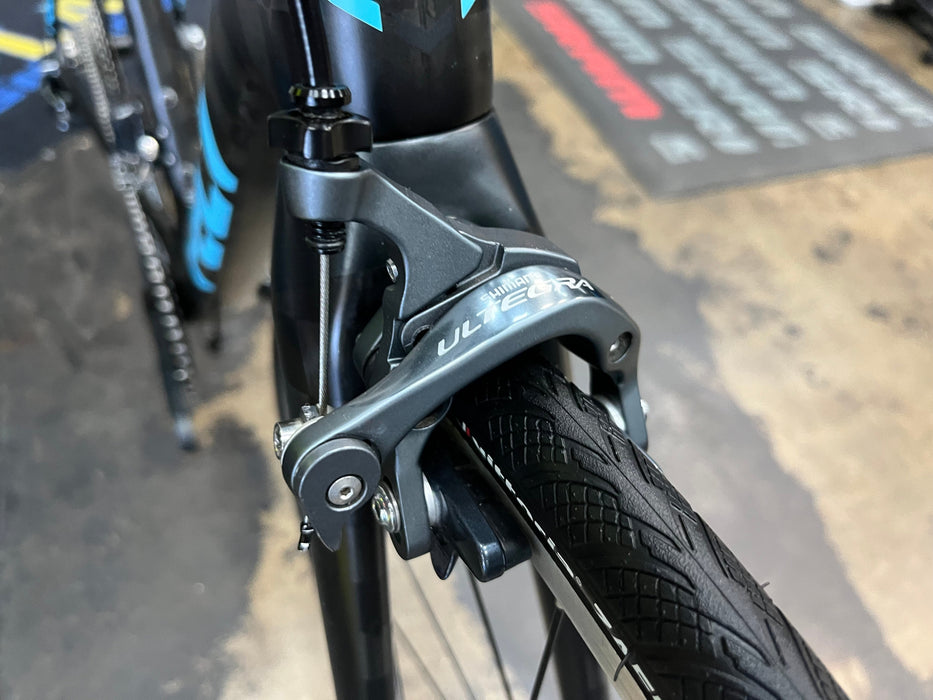 Felt FR2 Shimano Ultegra Di2 11 speed Rim Brake DEMO