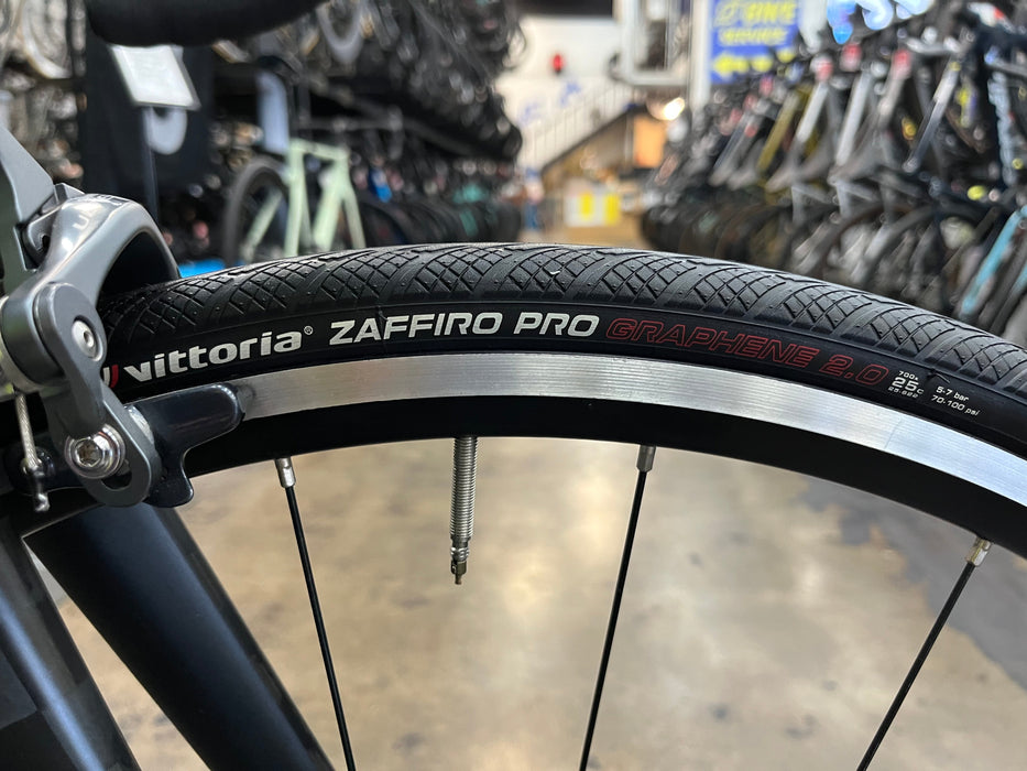 Felt FR2 Shimano Ultegra Di2 11 speed Rim Brake DEMO