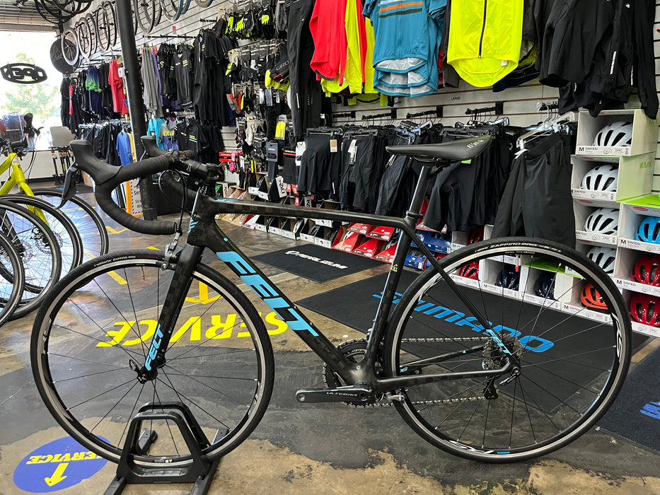 Felt FR2 Shimano Ultegra Di2 11 speed Rim Brake DEMO