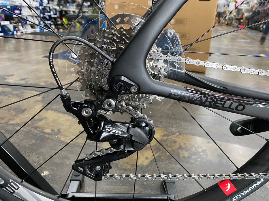 Pinarello Paris Shimano 105 11-Speed - 2023
