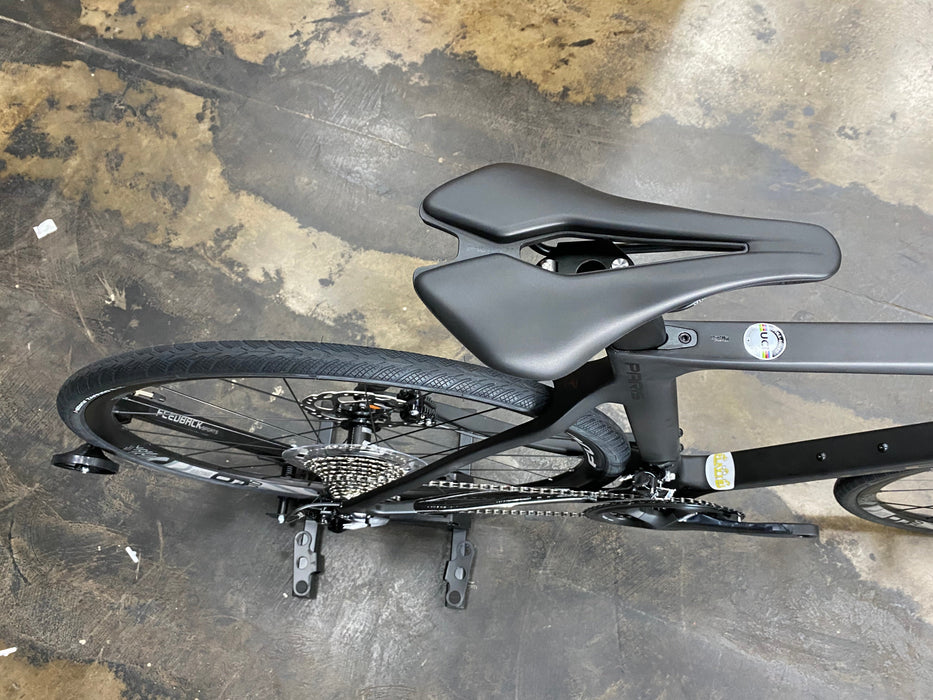 Pinarello Paris Shimano 105 11-Speed - 2023
