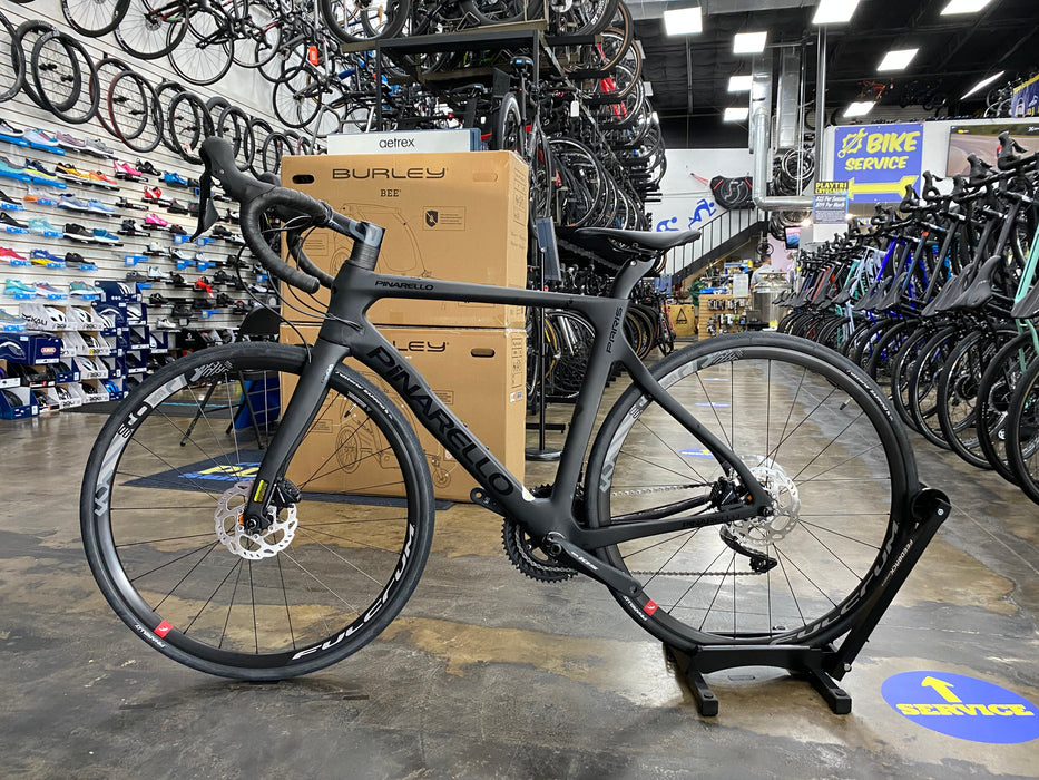 Pinarello Paris Shimano 105 11-Speed - 2023