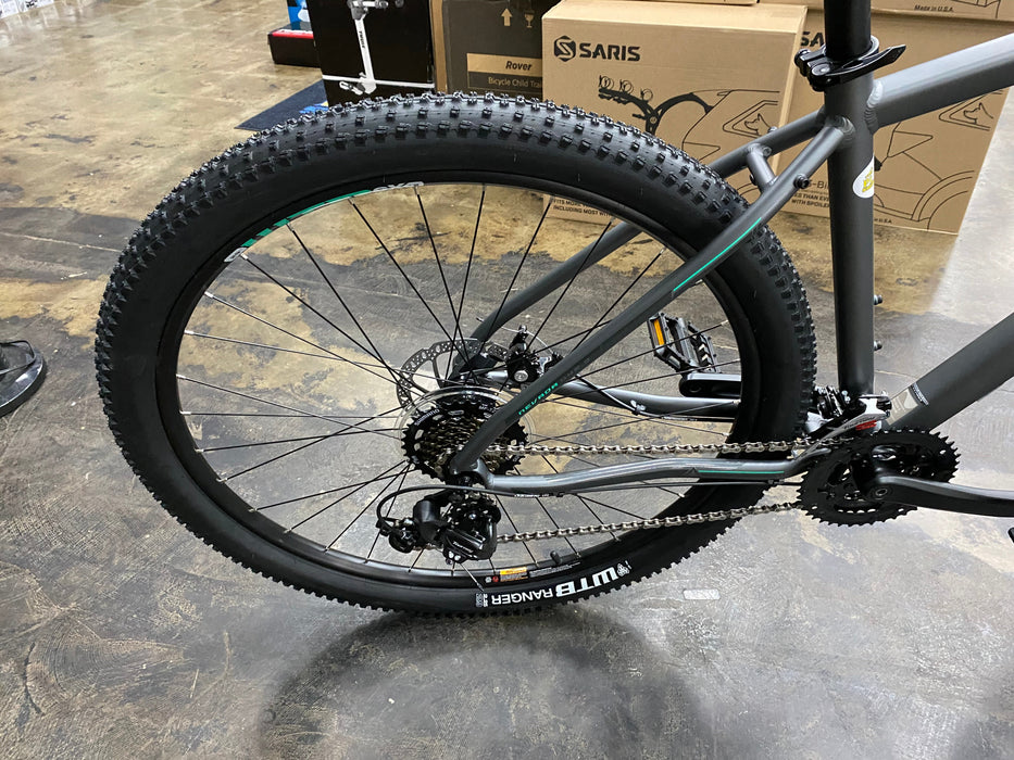 Fuji Nevada 29 1.9 Shimano Tourney - Satin Graphite