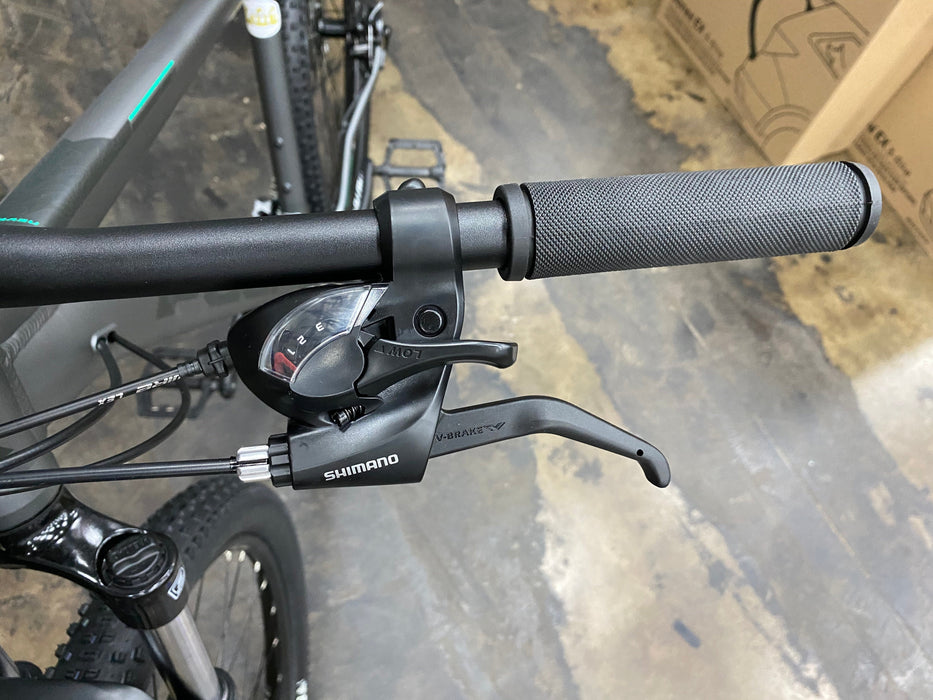 Fuji Nevada 29 1.9 Shimano Tourney - Satin Graphite