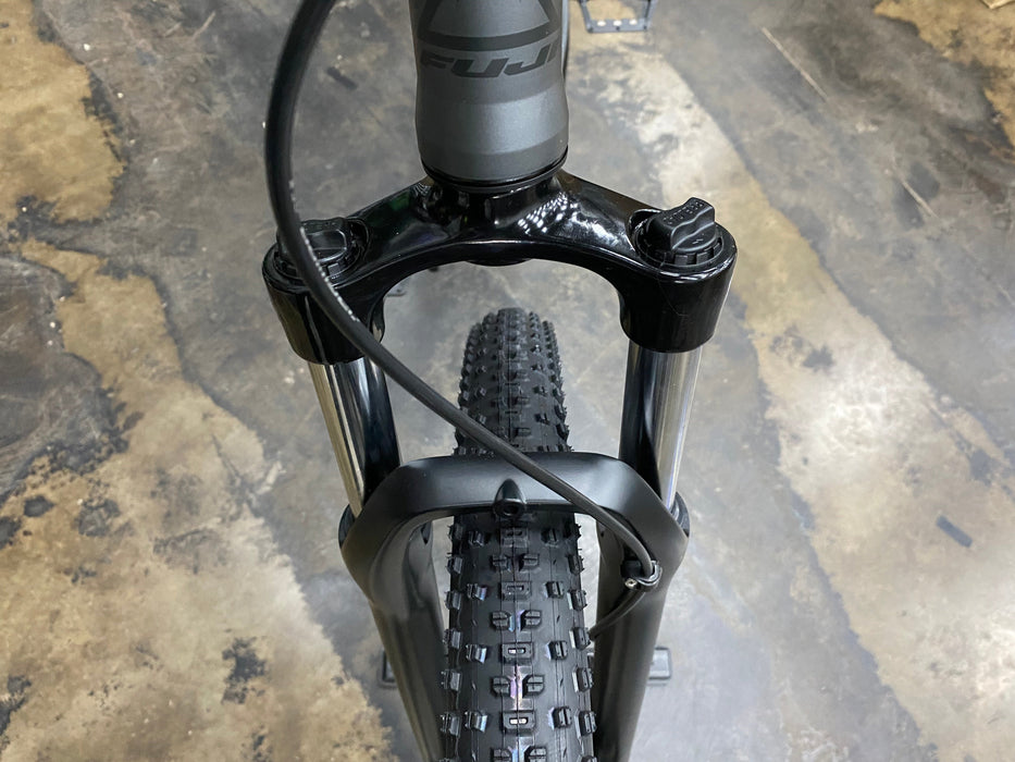 Fuji Nevada 29 1.9 Shimano Tourney - Satin Graphite