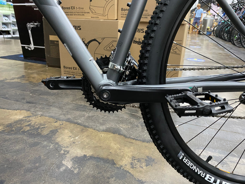Fuji Nevada 29 1.9 Shimano Tourney - Satin Graphite