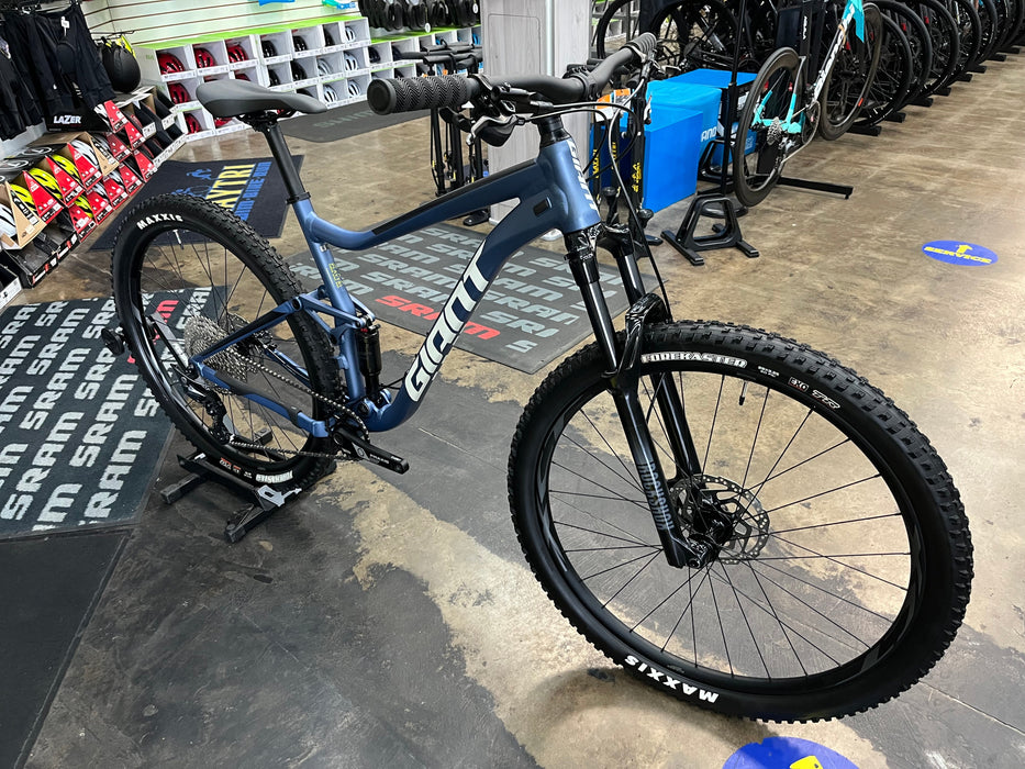 Giant Stance 2 Shimano Deore 12 Speed - Blue Ashes 2021