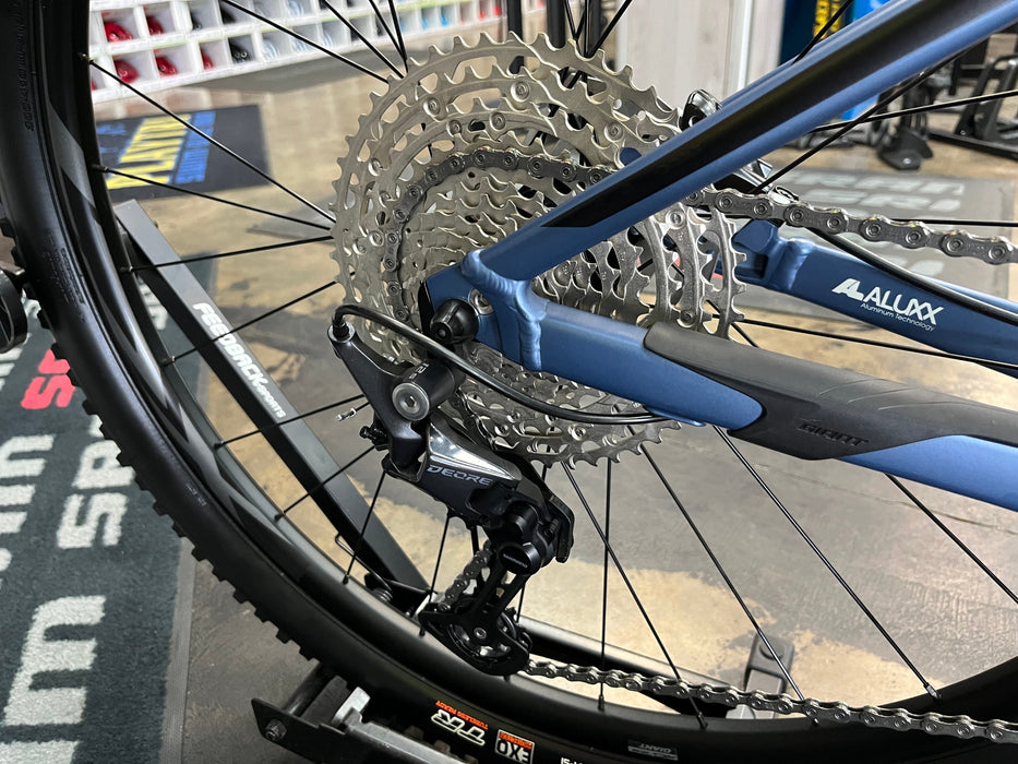 Giant Stance 2 Shimano Deore 12 Speed - Blue Ashes 2021