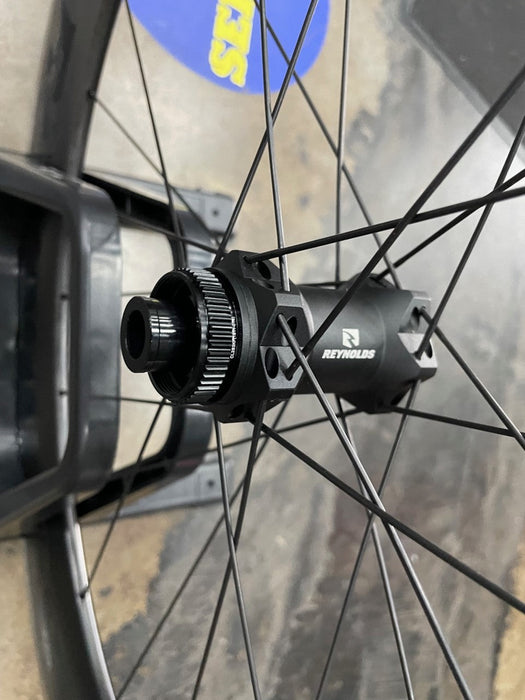 Reynolds AR80 Disc Carbon Clincher Tubeless Wheelset - Black Vinyl Decal