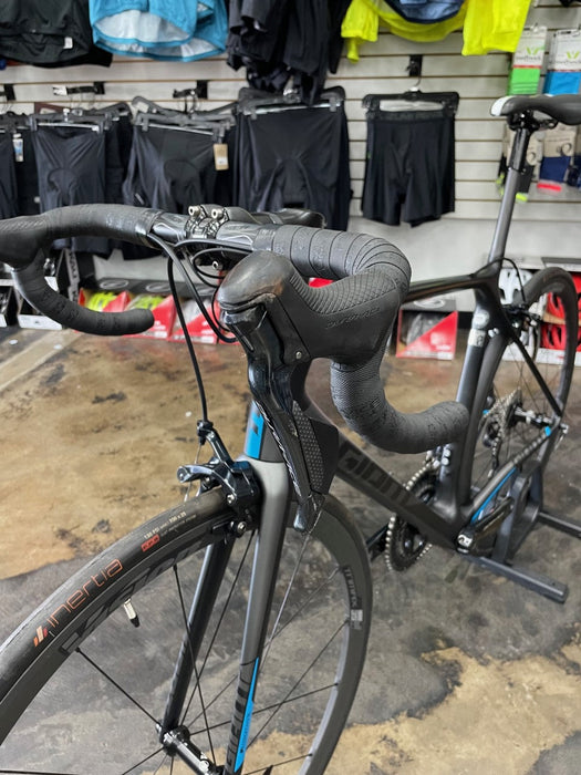 Giant TCR Advanced SL0 Shimano Dura Ace Di2 11 Speed - Black 2017 USED