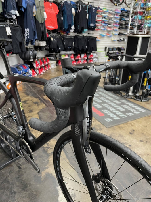 Pinarello Prince Disc SRAM D1 Force eTap AXS - BOB 2023