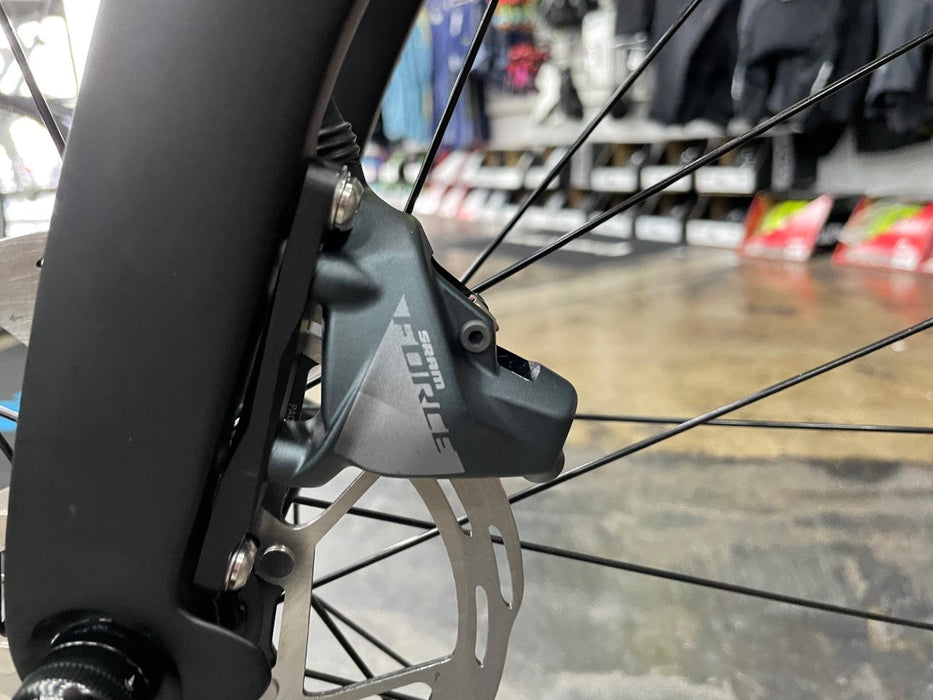 Pinarello Prince Disc SRAM D1 Force eTap AXS - BOB 2023